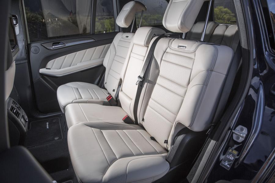  Mercedes-AMG GLS63 4Matic 2016 года  (US) (фото 18 из 30)